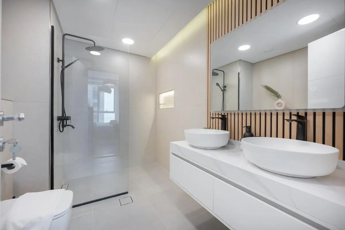 Exquisite 2-Bedrooms At The Torch Tower In Dubai Marina Near The Beach!